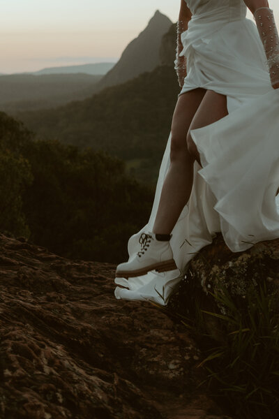Explore soulful photography education through Elk & Fir’s mentoring, intimate Storyteller Sessions, and the transformative Venture Folk Retreat. For creatives seeking connection, growth, and storytelling that moves beyond the surface.