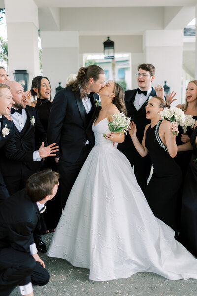 cheerful fun wedding party inspo photo by Sunny lee photo 
