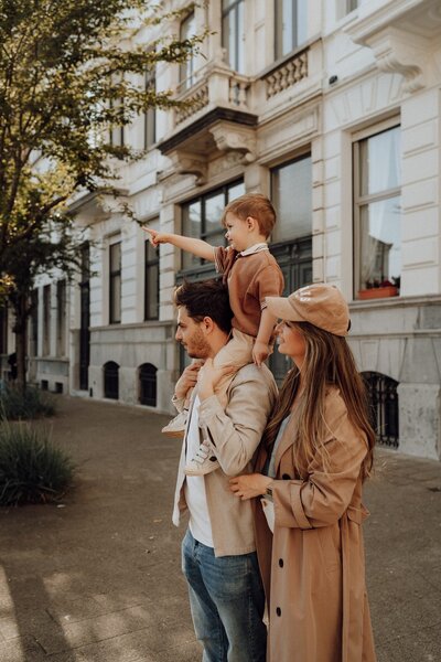 SIMPLESTORIES-02828