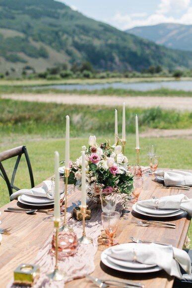 An outdoor vail reception. A Colorado wedding scape