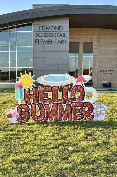 40th Birthday Yard Sign Setup in Edmond, Oklahoma. Simply Sign It is a yard greeting rental service for birthdays, graduation, anniversary, back-to-school, and birth announcements