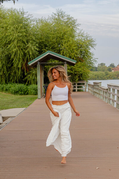 lake photography, portrait session, portrait photographer, Des Moines photographer, Iowa photographer, Midwest Photographer