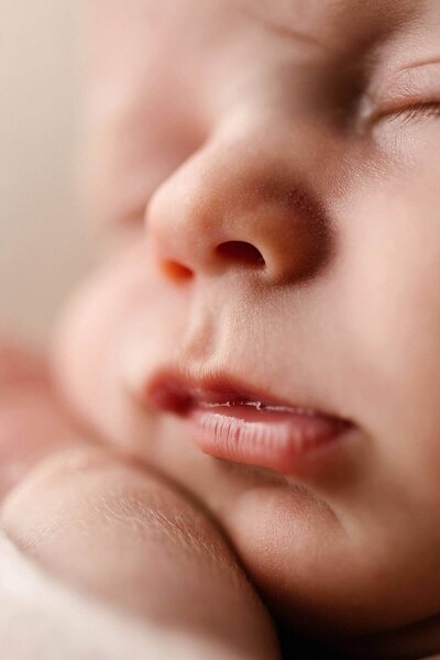 close-up-newborn-baby-macro