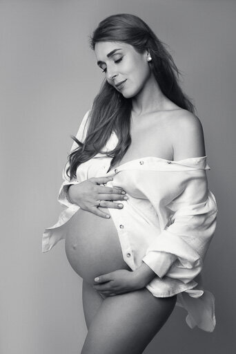 Elegant maternity boudoir  portrait