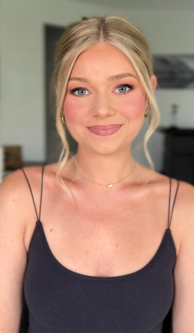 girly pink wedding makeup soft glam bridal makeup artist nashville