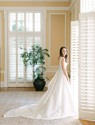 a bridal portrait at waverley country club