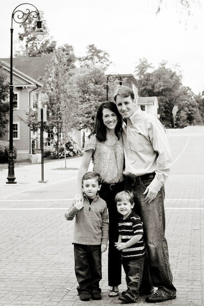 Family photo session in Lenox, Massachusetts