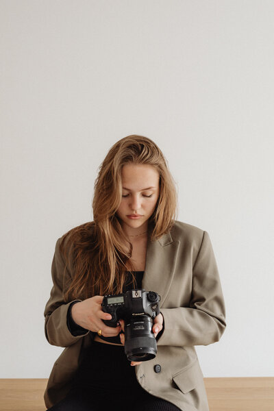 kaboompics_branding-for-photographers-business-photoshoots-and-professional-images-for-entrepreneurs-and-small-business-owners-33395