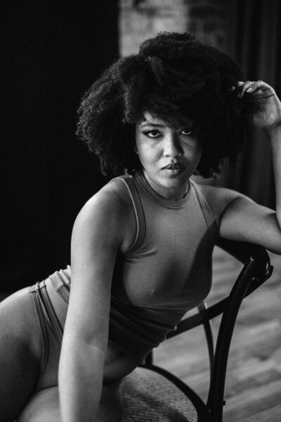 Utah unveil boudoir photo capturing personalized and empowering moments.