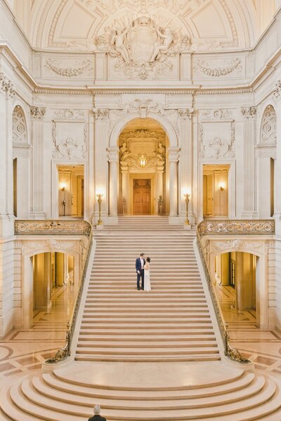 Napa wedding photographer couples first look