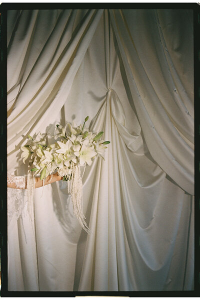 Vika Sokanoff Design is a full-service wedding floral design studio curating immersive designs with editorial, contemporary drama for the classic lovers. Based in Virginia Beach, VA