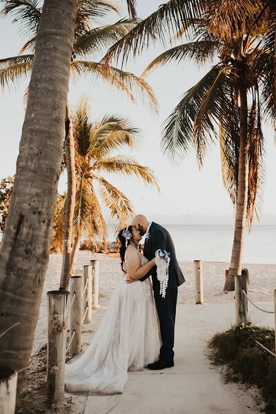Florida Beach elopement by Anna Holden Photo