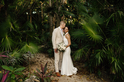 Des Moines Art Center Iowa Wedding