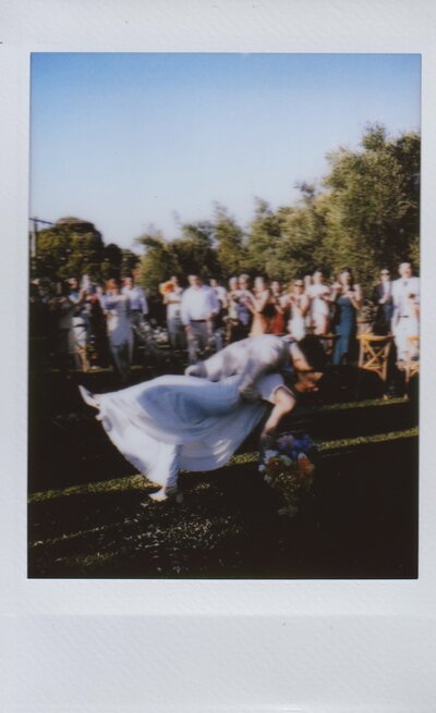 bride and groom kissing at melbourne wedding