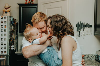 Couples photography session on rooftop in Austin Texas