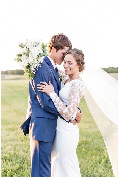 wedding at the Daisy Farm in Jefferson City Missouri