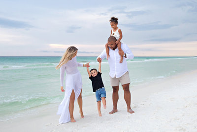Family photo in Destin Florida