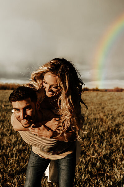 Maternity session at sunset at Valley Garden Park in Wilmington Delaware