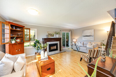 6 Andrew living (1)