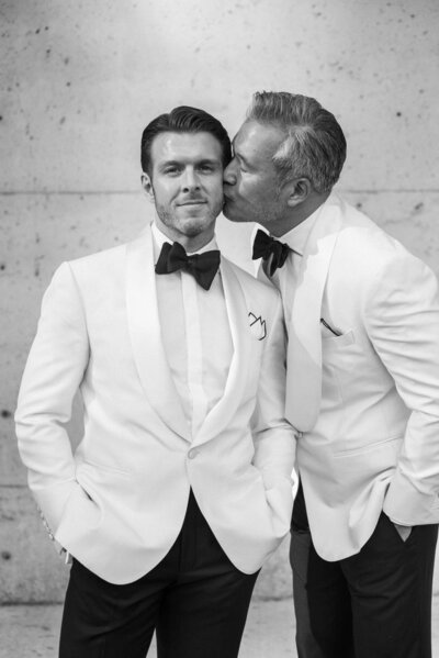 515-Shangri-La-Hotel-Toronto-Canada-Christopher-Edward-Wedding-37