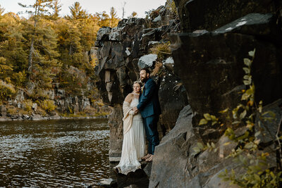 Black Beach MN Elopement