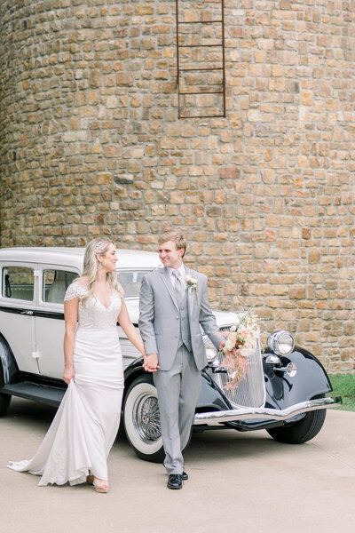 Kim Christopher Photography Silo Event Center Oklahoma Wedding Photographer-086
