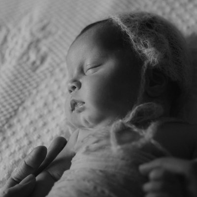 10_Maryland-In-Home-Newborn-Session-Family-Lifestyle