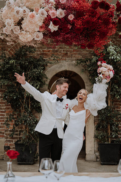 Happily married couple at Middleton Lodge