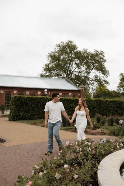 Couples session at August Busch Wildlife in St. Charles, Mo 