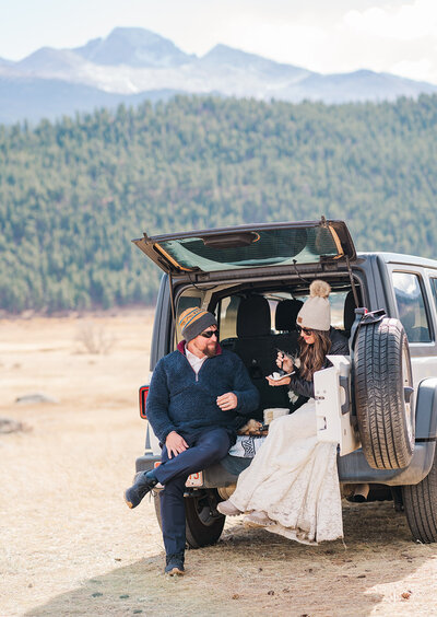 Let the great outdoors be the backdrop for your special day with Samantha Immer Photography's outdoor wedding photography. Our candid and storytelling approach captures the beauty and joy of your celebration.