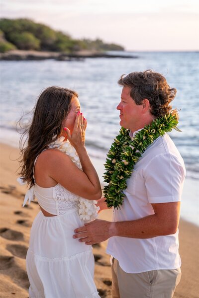 hawaii-engagement-proposal-leis-4