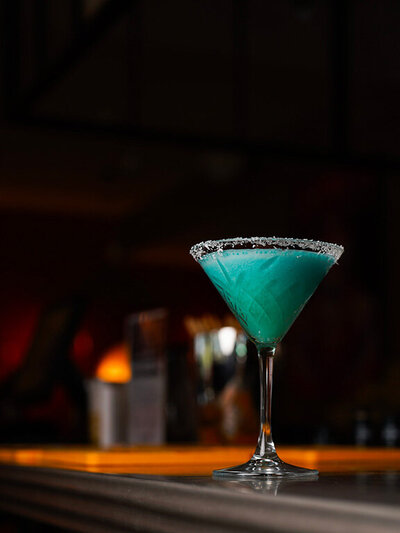 cocktail restaurant bar 