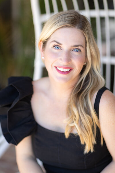 headshot of Summer