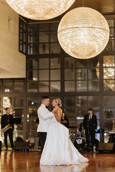 Ohio wedding first dance