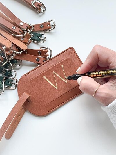 calligraphy artist for custom lettering