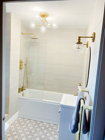 MFH-PHO-Family Bathroom 3