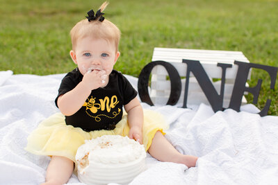Bright and airy family photographer helping you preserve cherished memories for years to come.
