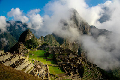LUXURY EXPERIENTIAL TRAVEL