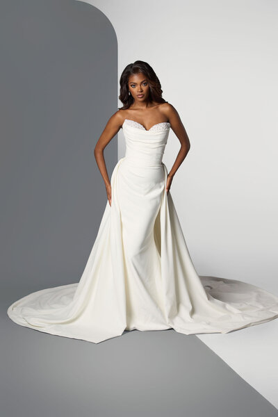 Lorolei wedding dress by Angel Rivera Bridal