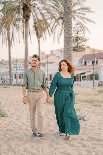 Engagement-Photoshoot-Patacona-Beach-Valencia-018