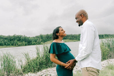 maternity-photographer-raleigh