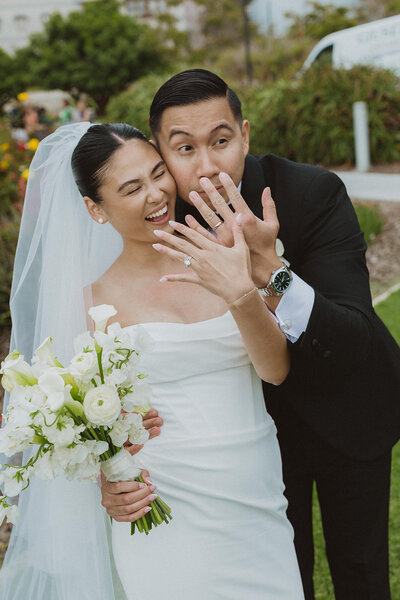 Scripps-Seaside-Forum-Wedding-San-Diego-31_websize