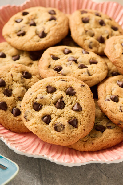 Classic Chocolate Chip Cookies_19189_
