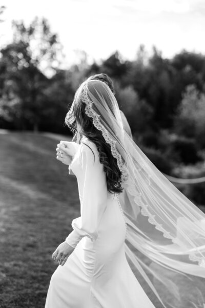 Beautiful couple eloping in Park City Utah