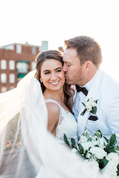Jessica and Phillip’s Downtown Savannah Wedding by Apt. B Photography