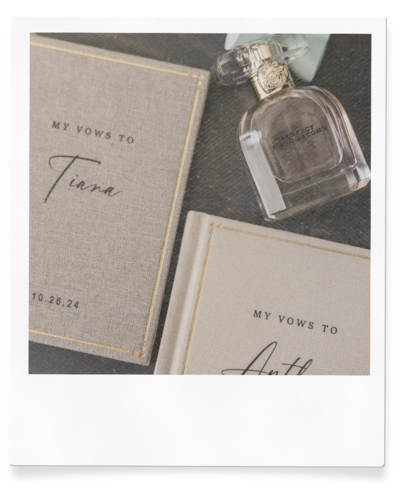 detail shot of vows and perfume at las vegas wedding