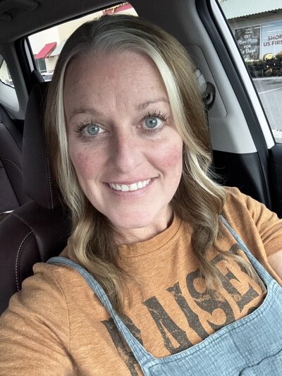 Shari massage therapist