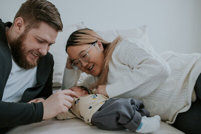 Nashville newborn photographer captures studio portraits of newborn photos