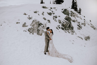 Wedding photos Whistler, British Columbia, travel wedding photographer