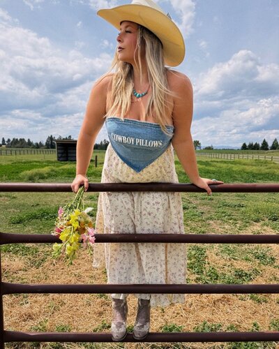 YOUR IMAGE DESCRIPTION